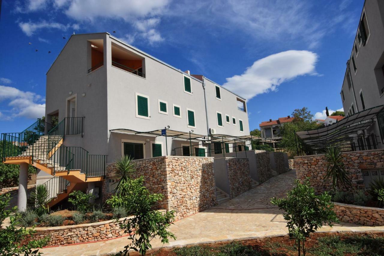 Apartments Kala Mendula Сутиван Екстериор снимка